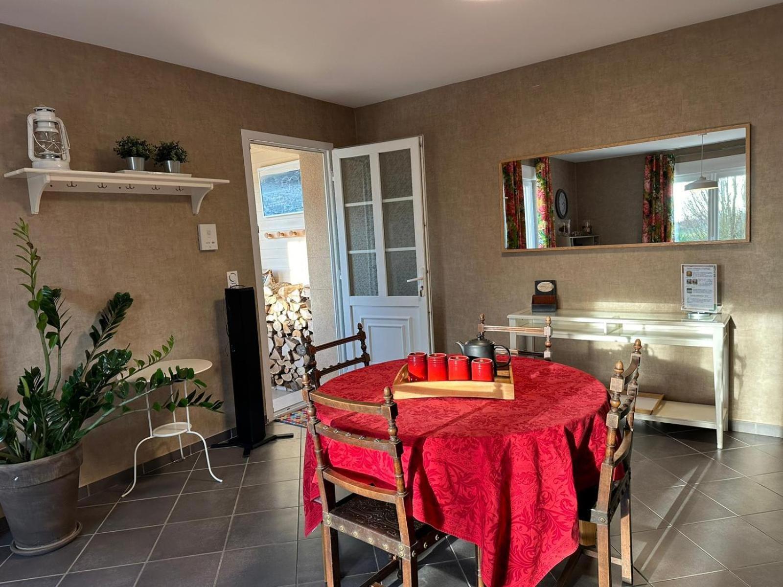 Le Charme Villa Cernay-les-Reims Exteriör bild
